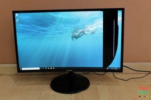Samsung LC27F390FH 27` Full HD (1920x1080) 60Hz 4ms VA LED-Backlit Curved Desktop Monitor [DAMAGED]