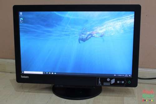 Lenovo ThinkCentre Tiny-in-One 23 - 23 Monitor 1920 x 1080, Led Backlit, Tilt/Lift/Swivel