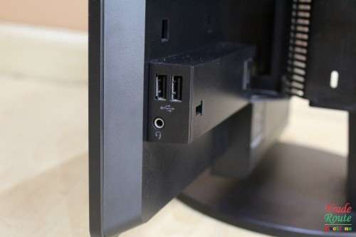 Lenovo ThinkCentre Tiny-in-One 23 - 23 Monitor 1920 x 1080, Led Backlit, Tilt/Lift/Swivel