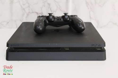 Sony PS4 PlayStation 4 SLIM console  Jet Black  *** SONY PS4 ***