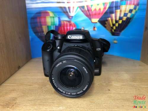 Canon EOS 1000D DSLR CAMERA with Canon 18-55 Lens Camera Kit