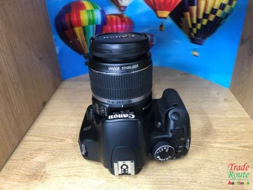 Canon EOS 450D DigitalSLR camera 12.2 Megapixels with Canon 18-55mm Lens Kit