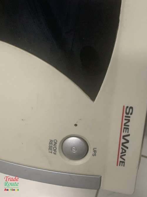 Microtek UPS Sinewave 1400EB Inverter - 24V 1.2KVA - Beat LOADSHEDDING !