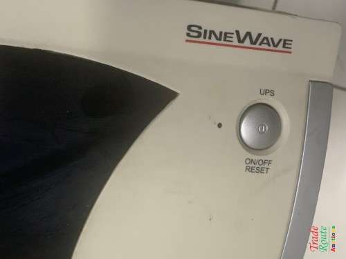 Microtek UPS Sinewave 1400EB Inverter - 24V 1.2KVA - Beat LOADSHEDDING !