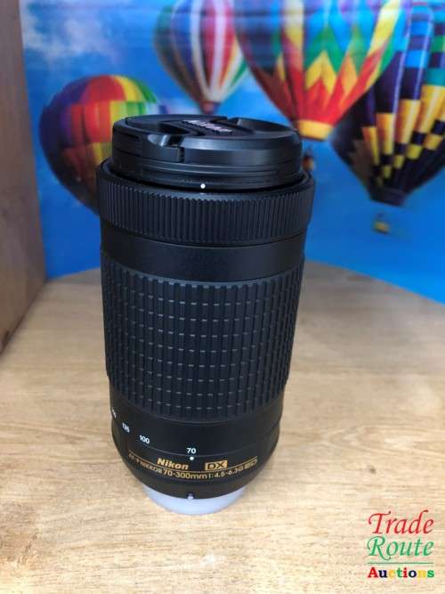 Nikon AF-P DX NIKKOR 70-300mm f/4.5-6.3G ED Lens for Nikon DSLR Cameras ( Nikon 70-300 lens )