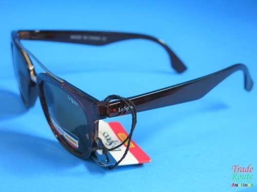 Le Specs  Polarized Sunglass - IN GENERIC HARD CASE