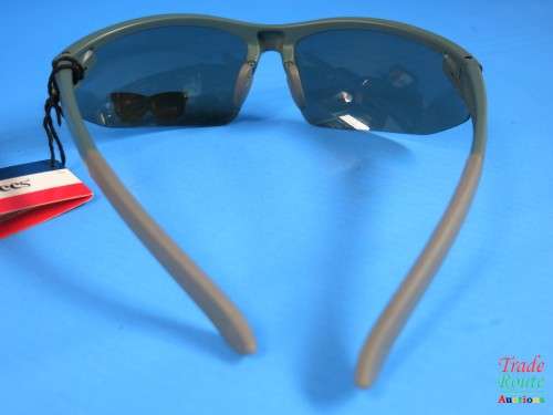 Le Specs  Polarized Sunglass - IN GENERIC HARD CASE