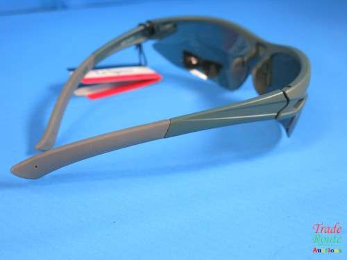 Le Specs  Polarized Sunglass - IN GENERIC HARD CASE