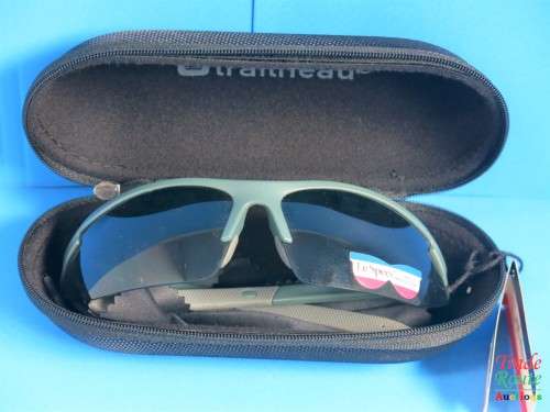 Le Specs  Polarized Sunglass - IN GENERIC HARD CASE