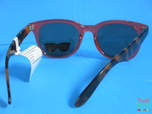 Le Specs  Polarized Sunglass - IN HARD CASE