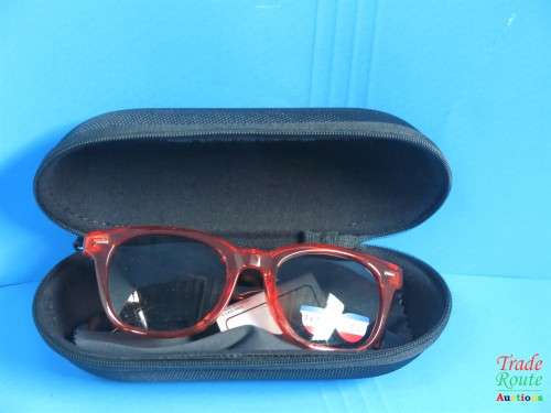 Le Specs  Polarized Sunglass - IN HARD CASE