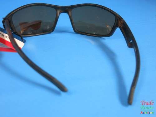 Le Specs  Polarized Sunglass - IN HARD CASE
