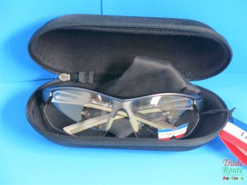 Le Specs  Polarized Sunglass - IN HARD CASE