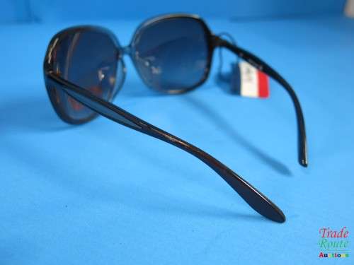 Le Specs  Polarized Sunglass - IN HARD CASE