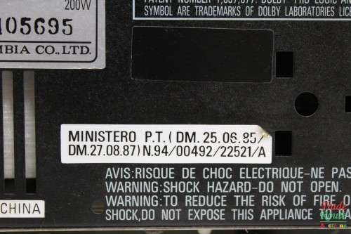 DENON AVR-900  Precision Audio Component
