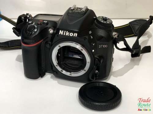 Nikon D7100 DSLR Camera (Body Only) 24.1 Megapixels - 51 Point AF Sensor