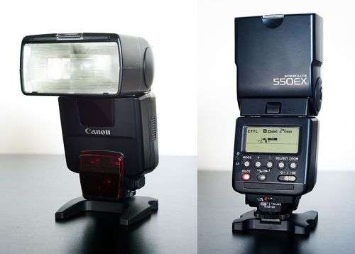 Canon 550EX Speedlite for Canon EOS DIGITAL SLR Cameras *** BARGAIN ** Fits all CANON DSLRs
