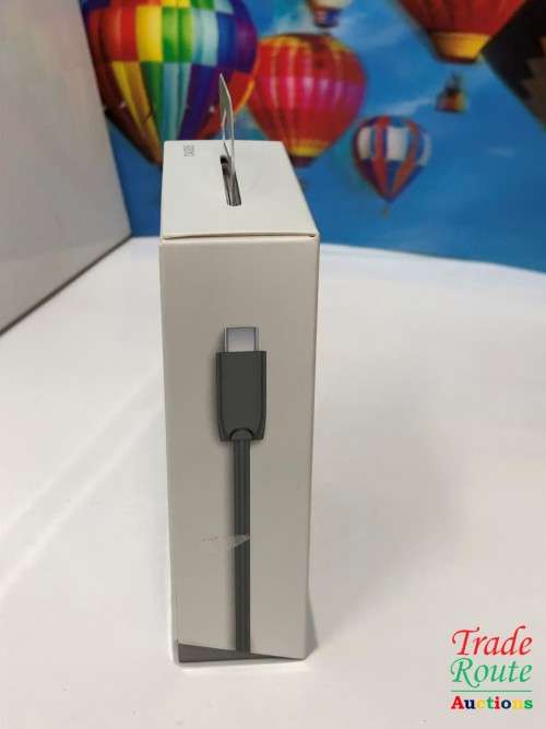 New Dell 6-in-1 USB-C Multiport Adapter 4K Display Port Gigabit Ethernet - DA305