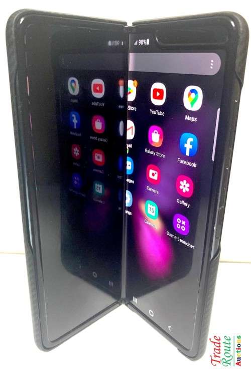 Samsung Galaxy Fold SM-F900F Smartphone - For Spares (or) Repairs