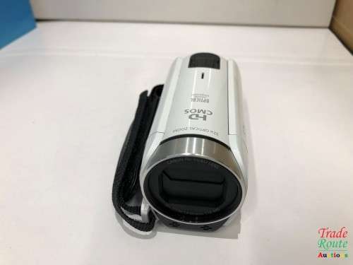 Canon LEGRIA HF R606 Full HD Camcorder (PAL, White)