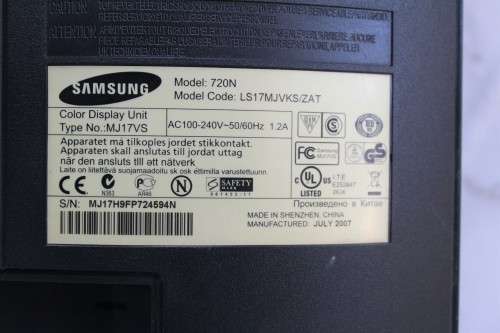 SAMSUNG SyncMaster 720N Monitor Diagonal: 17` - LS17MJVKS