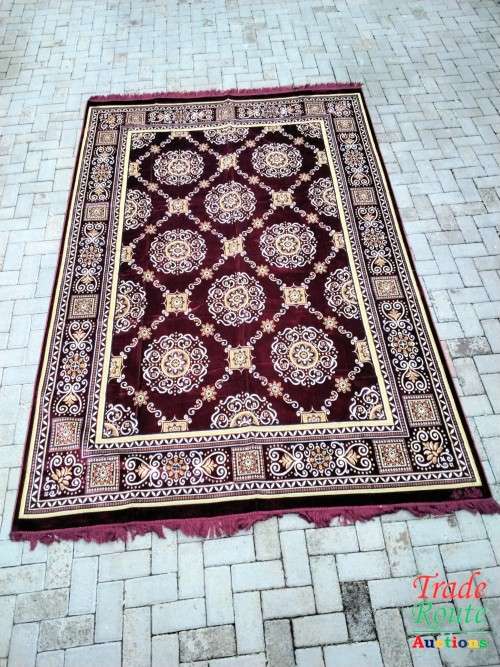 Very Fine Modern and Stunning Turkish Hali Carpet - Made in Turkey - 2.00 X 3.00 Meters