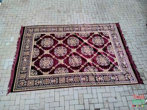 Very Fine Modern and Stunning Turkish Hali Carpet - Made in Turkey - 2.00 X 3.00 Meters
