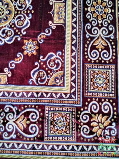 Very Fine Modern and Stunning Turkish Hali Carpet - Made in Turkey - 2.00 X 3.00 Meters
