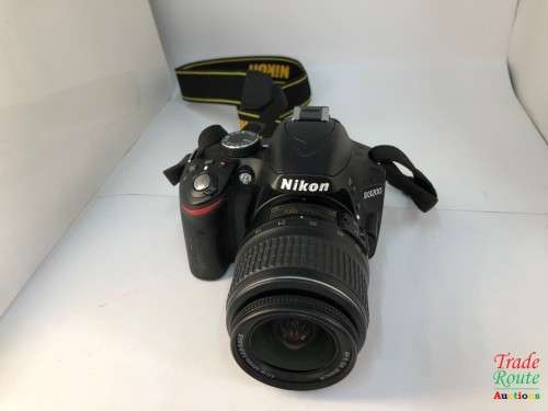 Nikon D3200 24.2 MP CMOS Digital SLR CAMERA 18-55mm f/3.5-5.6 AF-S DX NIKKOR Zoom Lens - 24.2 MP