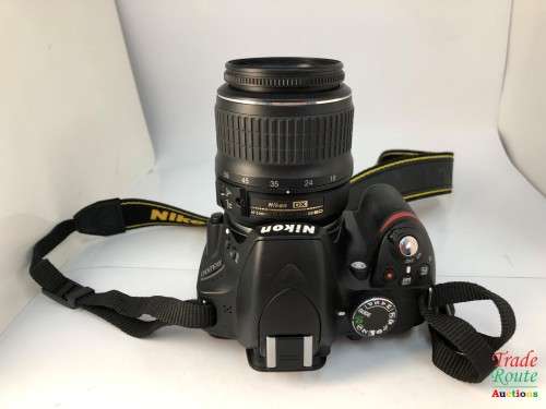 Nikon D3200 24.2 MP CMOS Digital SLR CAMERA 18-55mm f/3.5-5.6 AF-S DX NIKKOR Zoom Lens - 24.2 MP