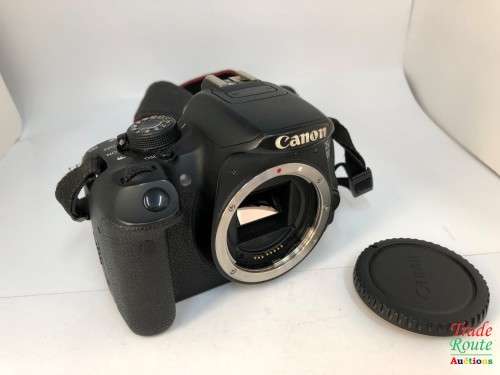 Canon EOS 700D DIGITAL SLR CAMERA BODY | 18.0 MP FULL HD