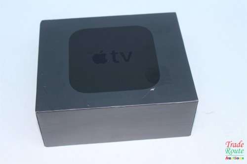 Apple TV 32GB | 4th Gen | A1625 | MGY52SO/A | with Remote in BOX