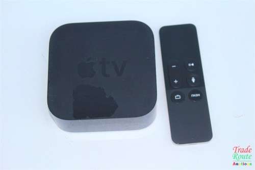 Apple TV 32GB | 4th Gen | A1625 | MGY52SO/A | with Remote in BOX
