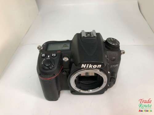 NIKON D7000 DSLR CAMERA Body (ONLY) 16.2 Megapixels - PLZ CHECK THE PICTURE FOR DAMAGE