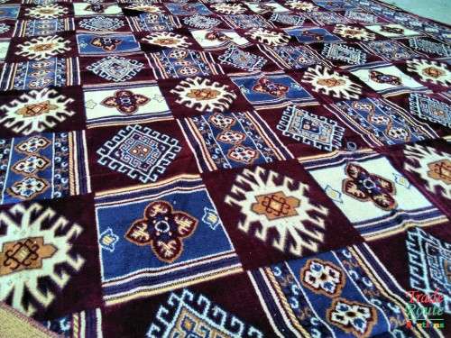 Very Fine Modern and Stunning Turkish Hali Carpet - Made in Turkey - 3.0 x 2.0 Meters