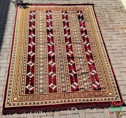 Very Fine Modern and Stunning Turkish Hali Carpet - Made in Turkey  2.00m x 3.00m