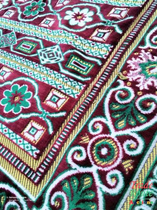 Modern Turkish Hali Carpet - Made in Turkey 2.00 x 3.00 meters