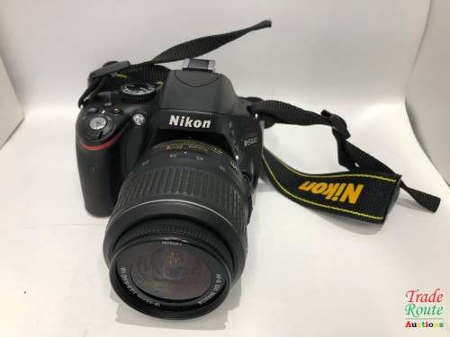 Nikon D5100 Digital SLR Camera with 18-55mm VR Lens Kit (16.2MP) 3 inch LCD