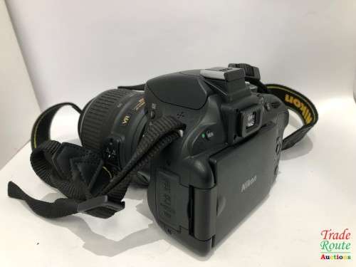 Nikon D5100 Digital SLR Camera with 18-55mm VR Lens Kit (16.2MP) 3 inch LCD