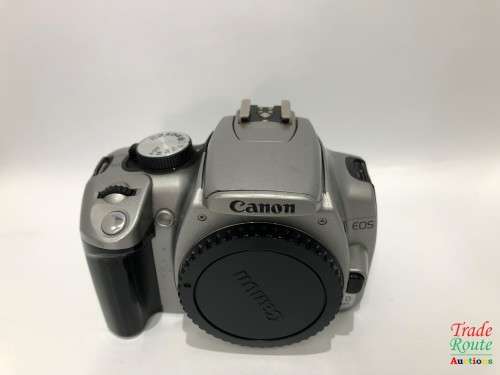 Canon EOS 350D Digital SLR camera BODY ONLY (SILVER) [ NO CHARGER ]