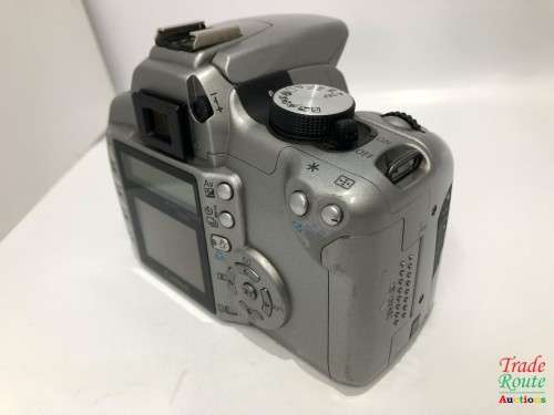 Canon EOS 350D Digital SLR camera BODY ONLY (SILVER) [ NO CHARGER ]