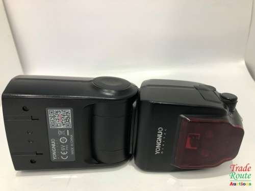 Yongnuo YN660 Flash Speedlite for DSLR Cameras