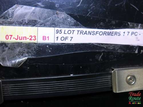 Spares / Repair SEVEN STAR STEP UP AND STEP DOWN TRANSFORMER TC-2000G VOLTAGE CONVERTER 220V - 110V