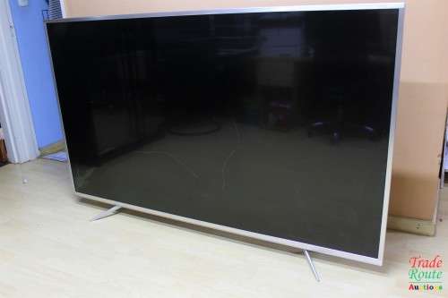 JVC 86 INCH UHD SMART TV LT-86N795 [ SALVAGE STOCK for Spares / Repair ] Collections only