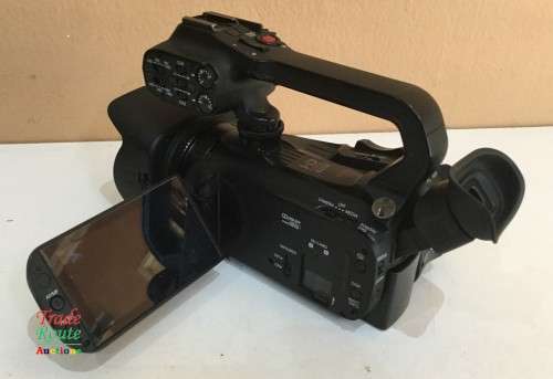 Canon XA20 Professional FULL HD Camcorder