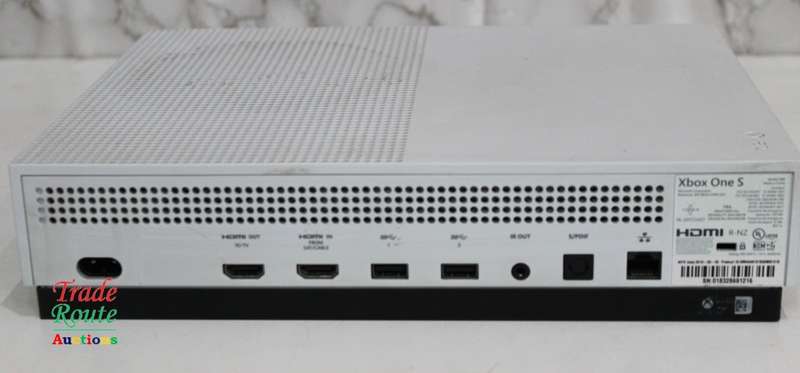 XBOX One S Console (WHITE) Model 1681 [ Salvage Stock for Spares/Repairs ]