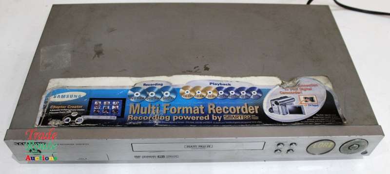Samsung DVD recorder DVD-R121 - Sold for Spares or Repair