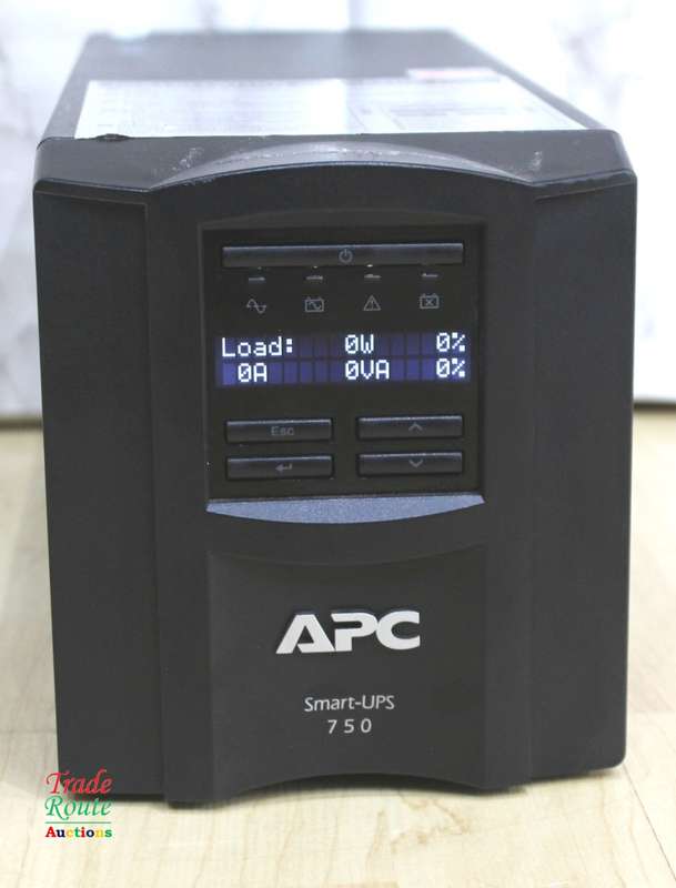 APC Smart-UPS 750 Powers on - Needs new Battery [ Salvage Stock ]
