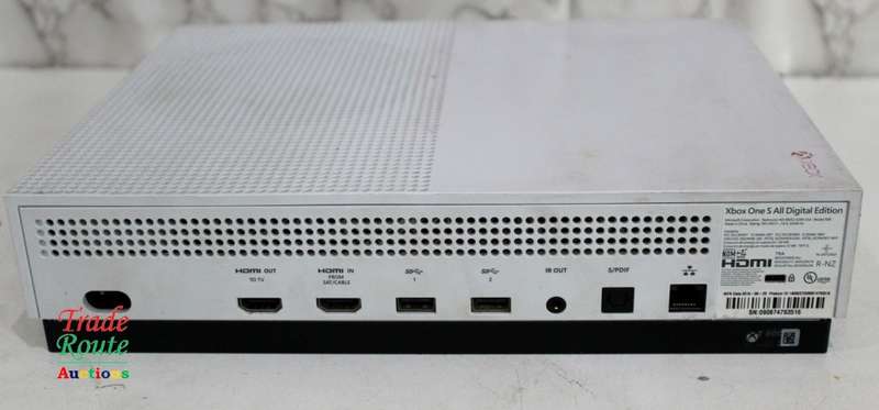 XBOX One S Console (WHITE) Model 1681 [ Salvage Stock for Spares/Repairs ]