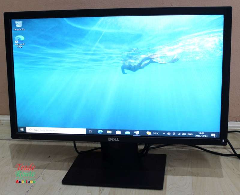 Dell 23-INCH Full HD 1080p Widescreen Monitor  - FHD (1920×1080) Widescreen Monitor